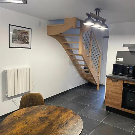 Café De La Liberté Hébergement de vacances *